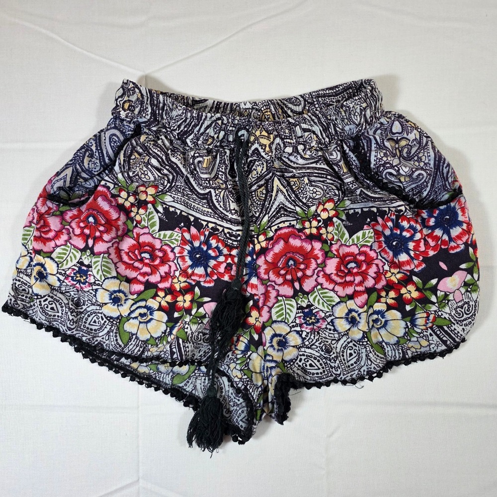 Angie Women XS Floral Paisley Shorts Tassel Drawstring Crochet Trim Boho Rayon